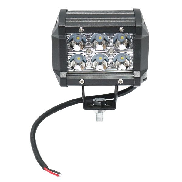 Lampa cu 6 LED-uri 10-30V 18W Unghi Radiere 30 de Grade Tip Spot 4/9.8cm 6000K IP67 Breckner Germany